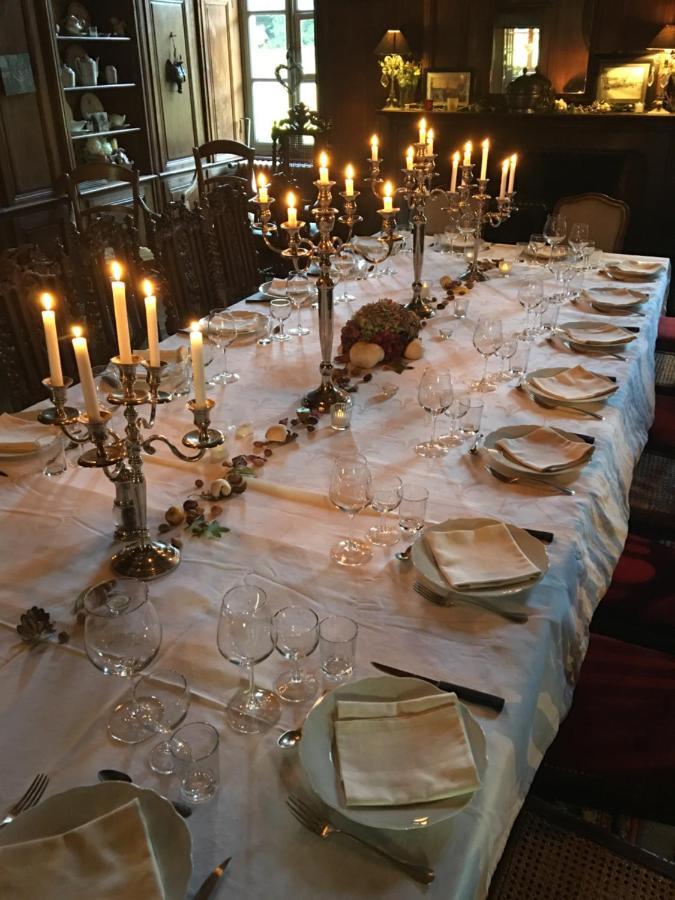 Chateau De Bourgon Montourtier 外观 照片